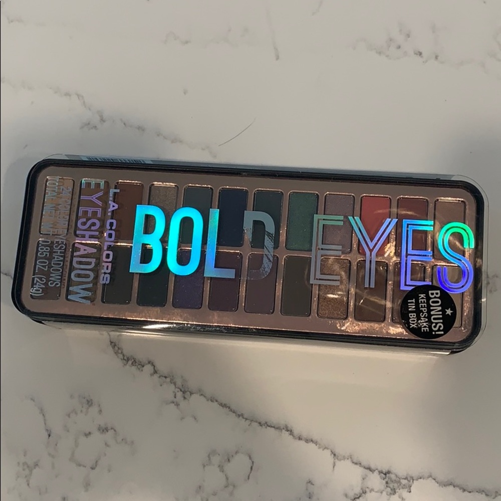 L.A. Colors Bold Eyes Eyeshadow Palette